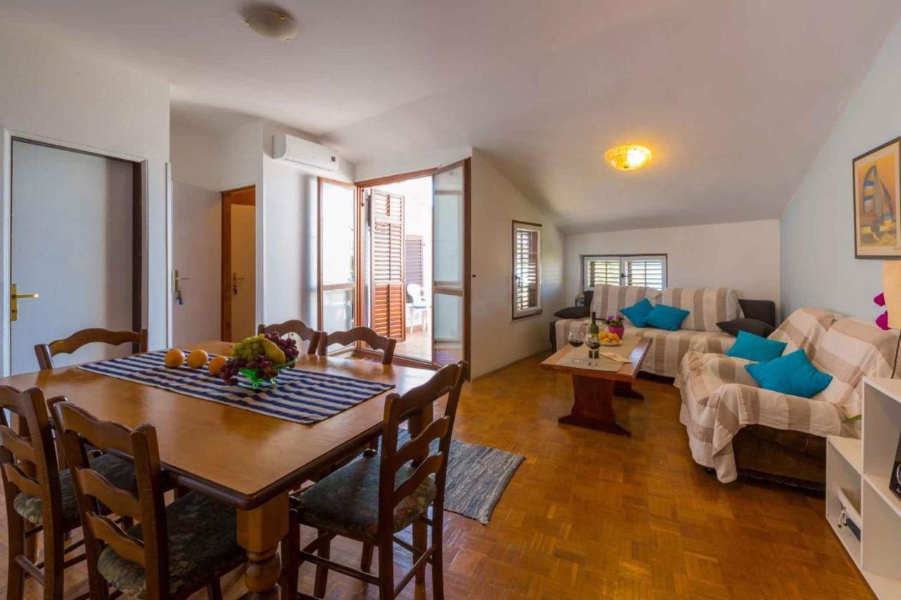 Apartment In Crikvenica 5600 Bagian luar foto